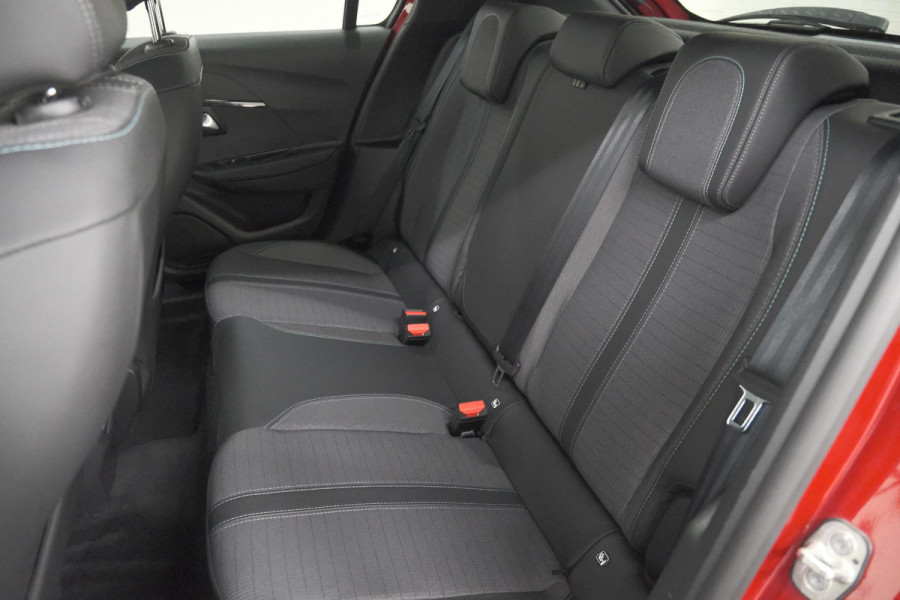 Peugeot e-208 EV Allure Pack 50 kWh | SOH 92% | Camera | Navigatie | Parkeersensoren | Keyless