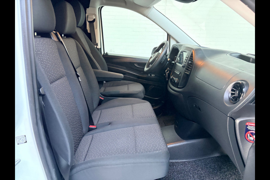 Mercedes-Benz eVito Elektrisch Servicewagen Automaat Lang 66 kWh L2H1 3 Persoons BOTT Inrichting RIJKLAARPRIJS!