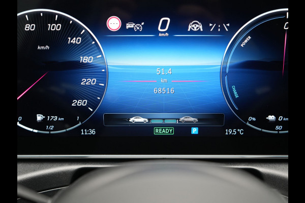 Mercedes-Benz C-Klasse Estate 300 e AMG Line PHEV 313pk Dealer O.H | Trekhaak Af Fabriek | Adaptive Cruise | Camera | Digital Light | Alcantara Sportstoelen Memory & Verwarmd | Keyless | Sfeerverlichting | Apple Carplay | Blis | DAB | 18"L.M | Plug In Hybrid