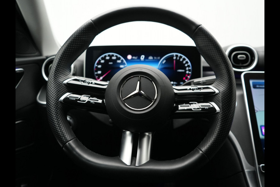 Mercedes-Benz C-Klasse Estate 300 e AMG Line PHEV 313pk Dealer O.H | Trekhaak Af Fabriek | Adaptive Cruise | Camera | Digital Light | Alcantara Sportstoelen Memory & Verwarmd | Keyless | Sfeerverlichting | Apple Carplay | Blis | DAB | 18"L.M | Plug In Hybrid