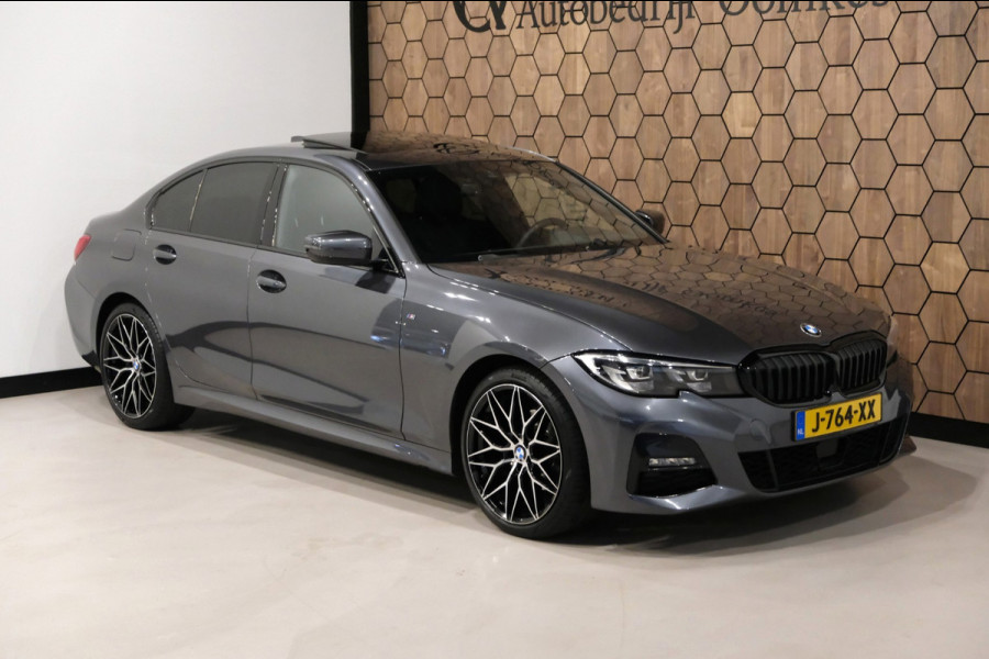 BMW 3-serie 320d xDrive*PANO*M-Pakket*Carplay*Sfeerverlichting*Adaptive cruise*Stoelverwarming*Sportstoelen*