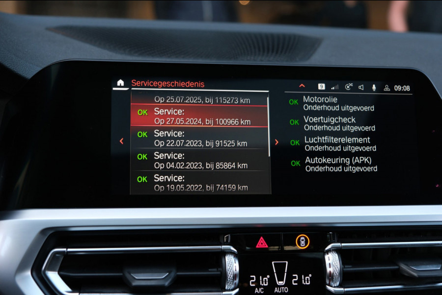 BMW 3-serie 320d xDrive*PANO*M-Pakket*Carplay*Sfeerverlichting*Adaptive cruise*Stoelverwarming*Sportstoelen*