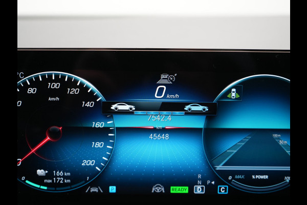 Mercedes-Benz EQA 250 Luxury Line 67 kWh 190pk Dealer O.H | Adaptive Cruise | Camera | Apple Carplay | Sportstoelen Verwarmd | Blis | Sfeerverlichting | DAB |  Navigatie | Virtual | 18"L.M