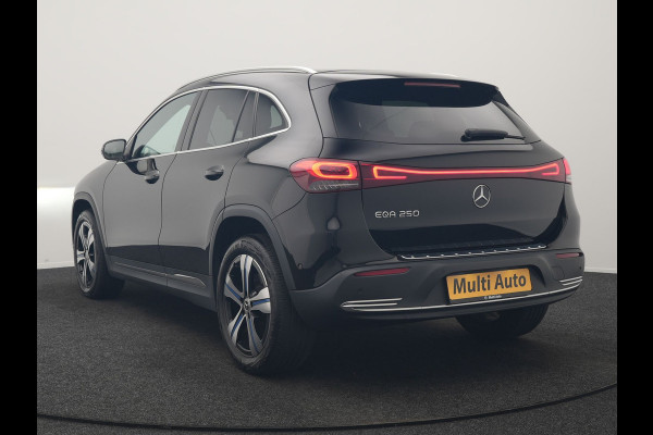 Mercedes-Benz EQA 250 Luxury Line 67 kWh 190pk Dealer O.H | Adaptive Cruise | Camera | Apple Carplay | Sportstoelen Verwarmd | Blis | Sfeerverlichting | DAB |  Navigatie | Virtual | 18"L.M