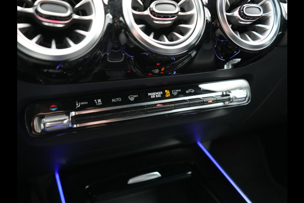 Mercedes-Benz EQA 250 Luxury Line 67 kWh 190pk Dealer O.H | Adaptive Cruise | Camera | Apple Carplay | Sportstoelen Verwarmd | Blis | Sfeerverlichting | DAB |  Navigatie | Virtual | 18"L.M