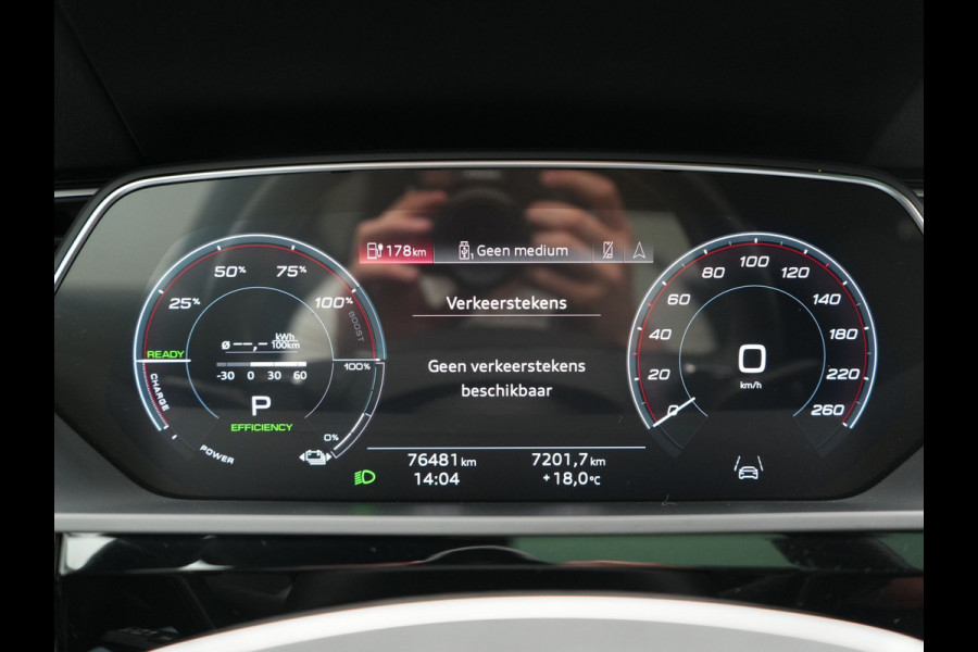 Audi e-tron Sportback 55 quattro S Line 95 kWh SOH 93,3% 408pk Dealer O.H | Trekhaak Afn. | Adaptive Cruise | Camera | Bang & Olufsen | Alcantara Sportstoelen Memory & Verwarmd | Keyless | Apple Carplay | BLIS | Navigatie | Virtual | DAB | 21"L.M |