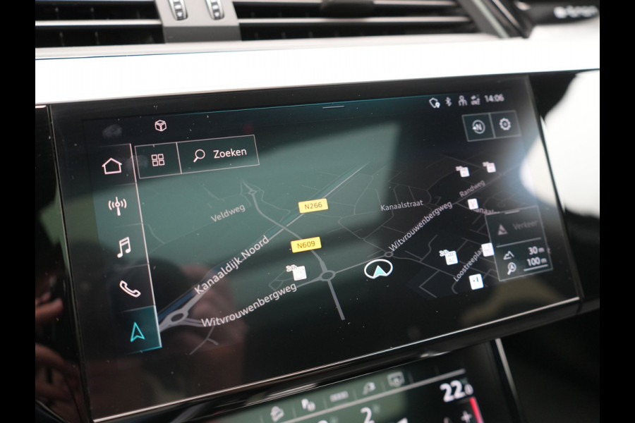 Audi e-tron Sportback 55 quattro S Line 95 kWh SOH 93,3% 408pk Dealer O.H | Trekhaak Afn. | Adaptive Cruise | Camera | Bang & Olufsen | Alcantara Sportstoelen Memory & Verwarmd | Keyless | Apple Carplay | BLIS | Navigatie | Virtual | DAB | 21"L.M |