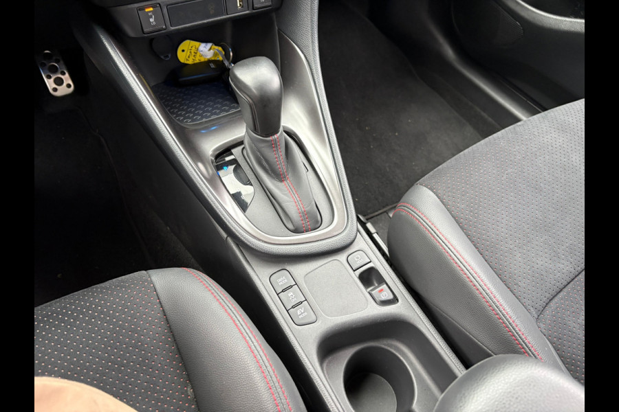 Toyota Yaris 1.5 Hybrid GR Sport Automaat (BOVAG/RIJKLAARPRIJS)
