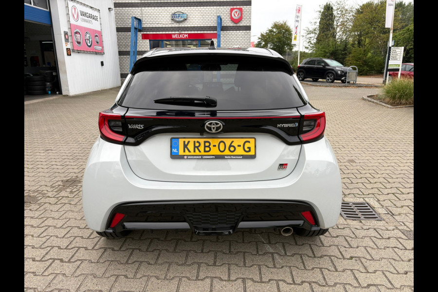 Toyota Yaris 1.5 Hybrid GR Sport Automaat (BOVAG/RIJKLAARPRIJS)