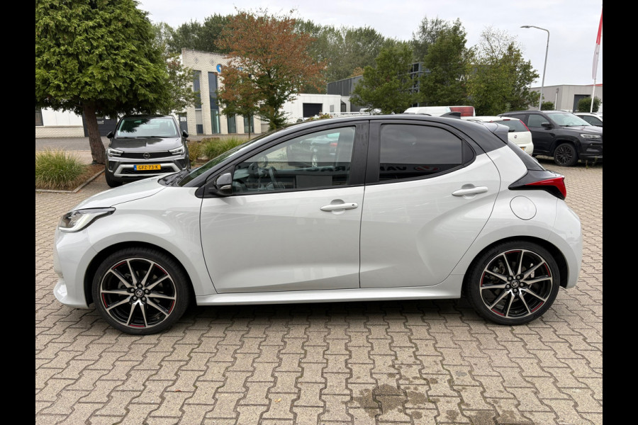 Toyota Yaris 1.5 Hybrid GR Sport Automaat (BOVAG/RIJKLAARPRIJS)