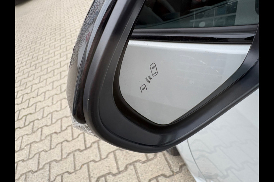 Toyota Yaris 1.5 Hybrid GR Sport Automaat (BOVAG/RIJKLAARPRIJS)