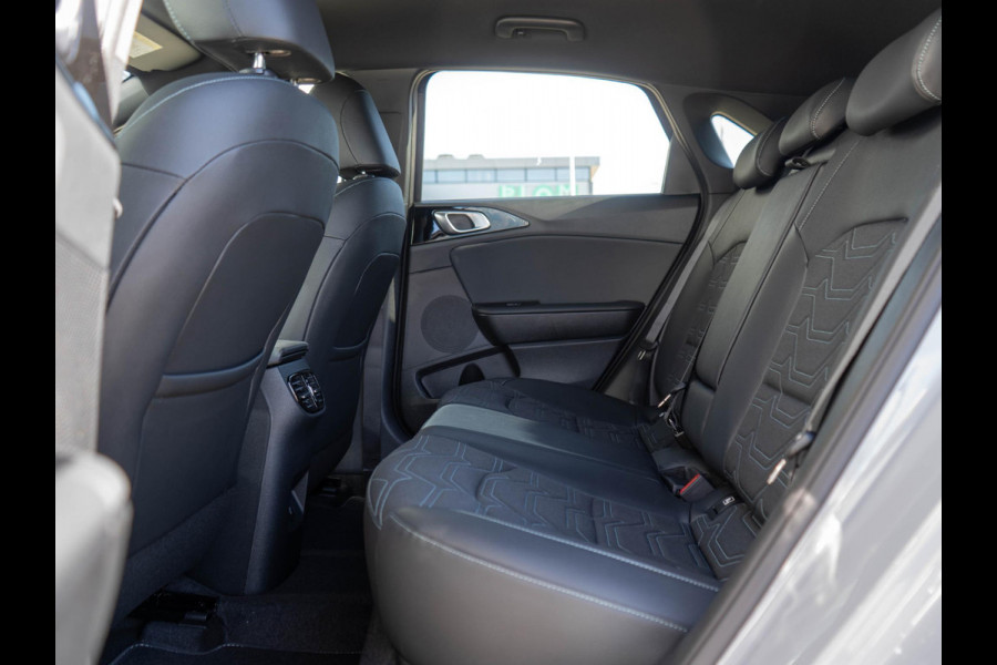 Kia Ceed Sportswagon 1.0 T-GDi MHEV Design Edition | Dode Hoek | Stoel & stuur-verwarming | JBL | PDC voor & achter