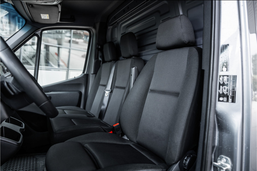 Mercedes-Benz Sprinter 317 1.9 CDI L2H2 | AMG | LED | CarPlay | Camera | Navigatie | Stoelverwarming | Cruise control | Dealer onderhouden | Lederen bekleding | Nieuwe APK | L2H2