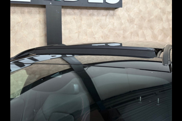 Ford FOCUS Wagon 1.0 EcoBoost Hybrid ST-Line | Led | Stoelverwarming | Carplay | Stuurverwarming | Parkeersensoren| Trekhaak