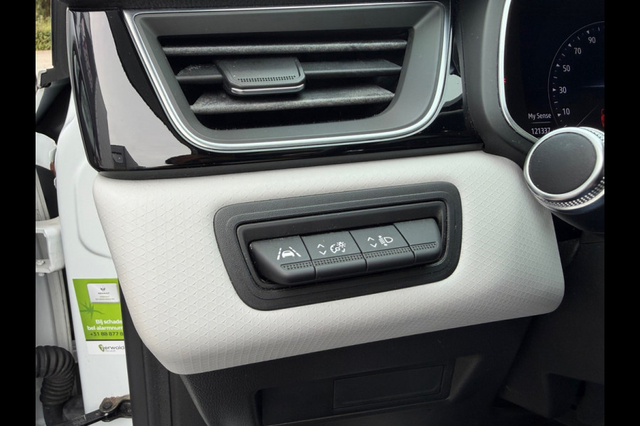 Renault Captur 1.0 TCe 100 Intens | Navigatie | Cruise | Clima | Keyless | Panoramadak | 17"..