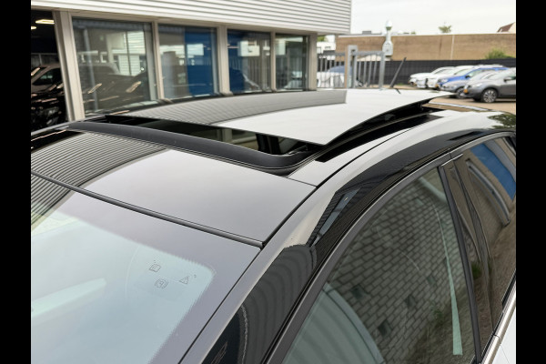 Renault Captur 1.0 TCe 100 Intens | Navigatie | Cruise | Clima | Keyless | Panoramadak | 17"..