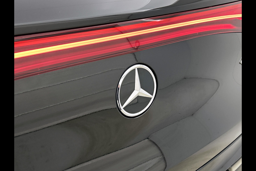 Mercedes-Benz EQS SUV 450 4MATIC AMG Line 118 kWh Mbux hyperscreen klasse 3 en 5 alarm | Panorama Schuif-Kanteldak. Inclusief 24 maanden Mercedes-Benz Certified garantie voor Europa.
