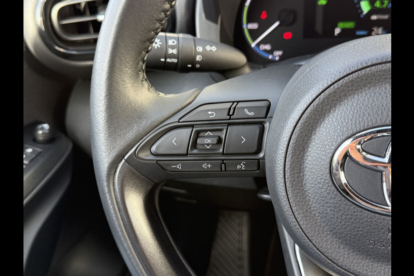 Toyota Yaris Cross 1.5 Hybrid Team D | CarPlay | ACC | Camera | Keyless