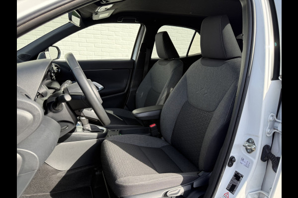 Toyota Yaris Cross 1.5 Hybrid Team D | CarPlay | ACC | Camera | Keyless