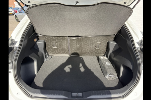 Toyota Yaris Cross 1.5 Hybrid Team D | CarPlay | ACC | Camera | Keyless