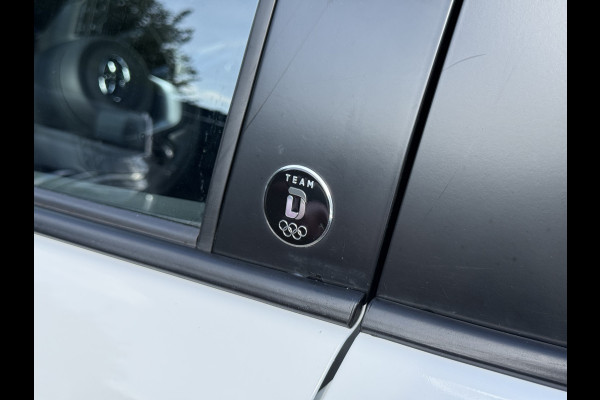 Toyota Yaris Cross 1.5 Hybrid Team D | CarPlay | ACC | Camera | Keyless