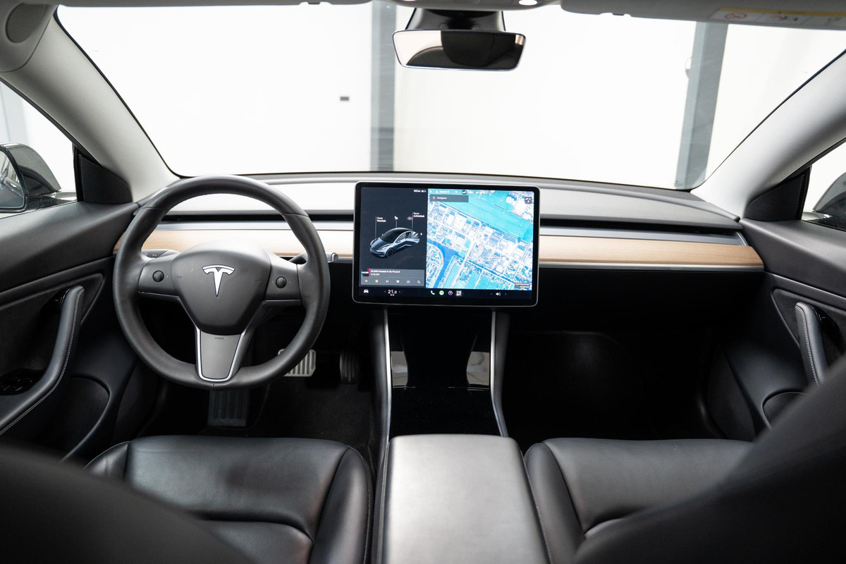 Tesla Model 3 Long Range AWD 75 kWh *TREKHAAK*SOH-84%*