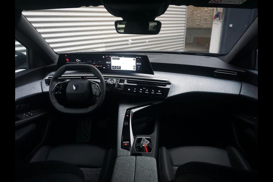 Peugeot 5008 1.2 Hybrid 145 Allure 7p Winterpakket