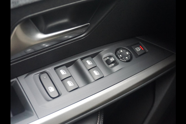 Peugeot 5008 1.2 Hybrid 145 Allure 7p Winterpakket