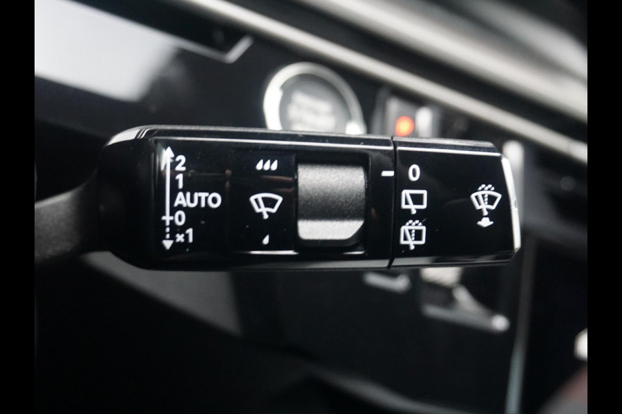 Peugeot 5008 1.2 Hybrid 145 Allure 7p Winterpakket