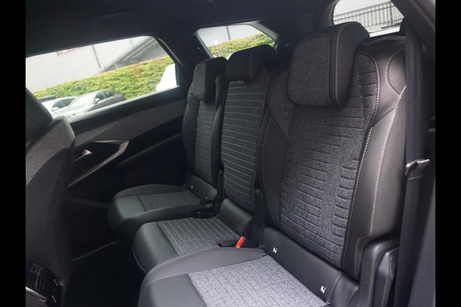 Peugeot 5008 1.2 Hybrid 145 Allure 7p Winterpakket