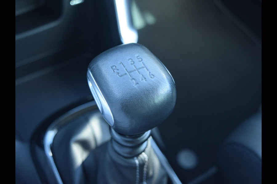 Citroën C3 Aircross 1.2 PureTech S&S Business | 110 PK | NAVI | PARKEERSENSOREN MET CAMERA | TREKHAAK | STOELVERWARMING | CLIMATE CONTROL | 39.719 KM