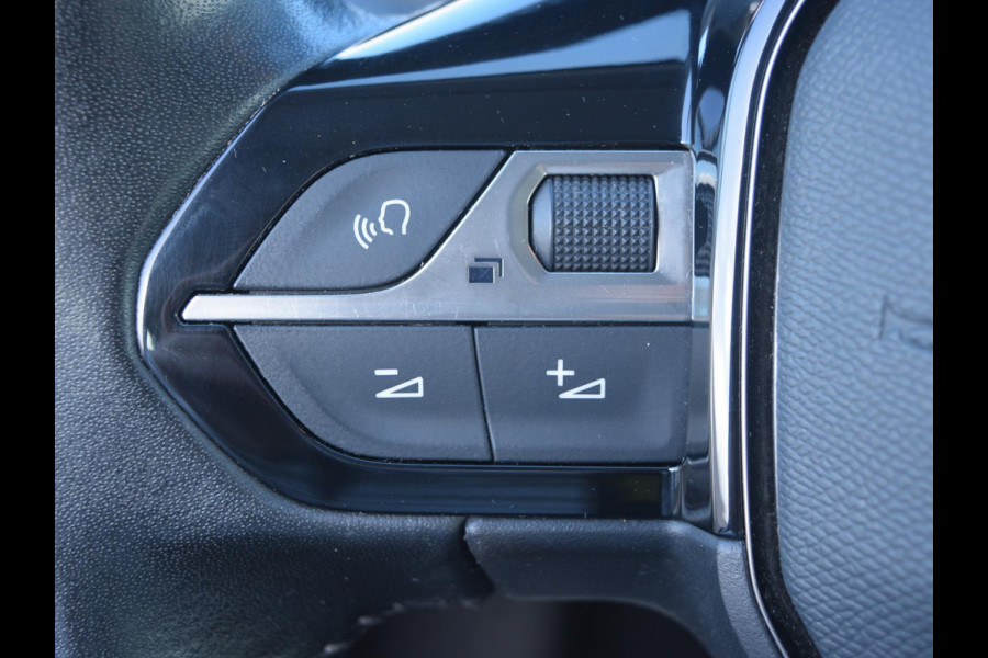 Peugeot e-2008 EV Active 50 kWh | CLIMATE CONTROL | PARKEERSENSOREN MET CAMRERA | CRUISE CONTROL |