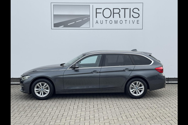 BMW 3 Serie Touring 318i Edition Luxury Line Purity Executive NL-AUTO | LEDER | STOELVERWARMING | NAVI