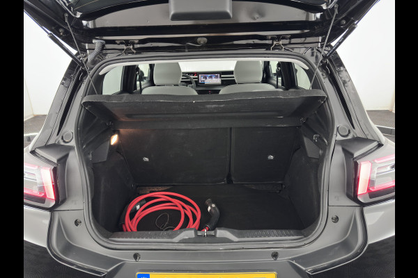 Citroën ë-C3 Max 113pk 44 kWh [3-Fase-11kW ] {SoH-90%} (INCL.BTW) *FULL-LED | NAVI-FULLMAP | CAMERA | COMFORT-SEATS | PRIVACY-GLASS | CARPLAY | DAB | ECC | PDC | CRUISE | 17''ALU*