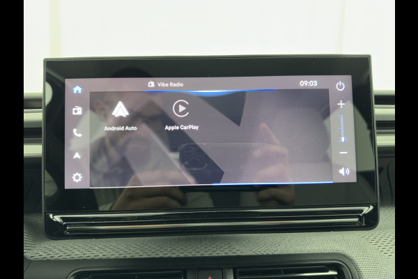 Citroën ë-C3 Max 113pk 44 kWh [3-Fase-11kW ] {SoH-90%} (INCL.BTW) *FULL-LED | NAVI-FULLMAP | CAMERA | COMFORT-SEATS | PRIVACY-GLASS | CARPLAY | DAB | ECC | PDC | CRUISE | 17''ALU*