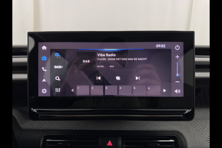 Citroën ë-C3 Max 113pk 44 kWh [3-Fase-11kW ] {SoH-90%} (INCL.BTW) *FULL-LED | NAVI-FULLMAP | CAMERA | COMFORT-SEATS | PRIVACY-GLASS | CARPLAY | DAB | ECC | PDC | CRUISE | 17''ALU*