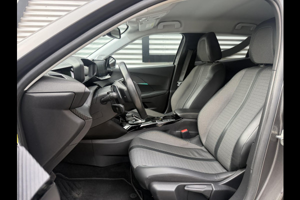 Peugeot 2008 1.2 PureTech Allure Pack 2e Eigenaar|Camera|Trekhaak|Carplay|Stoelverwarming|i- Cockpit|D-riem vv in 2025|Cruise|APK tot 07-2027