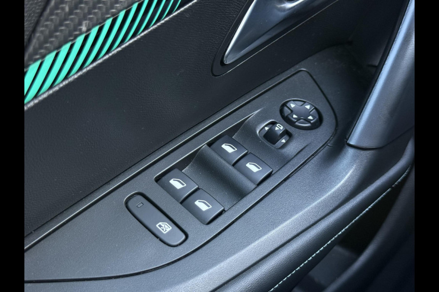 Peugeot 2008 1.2 PureTech Allure Pack 2e Eigenaar|Camera|Trekhaak|Carplay|Stoelverwarming|i- Cockpit|D-riem vv in 2025|Cruise|APK tot 07-2027