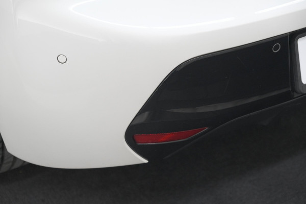 Peugeot 208 PureTech 100 Allure | Afneembare Trekhaak | Camera | Apple Carplay | Parkeersensoren