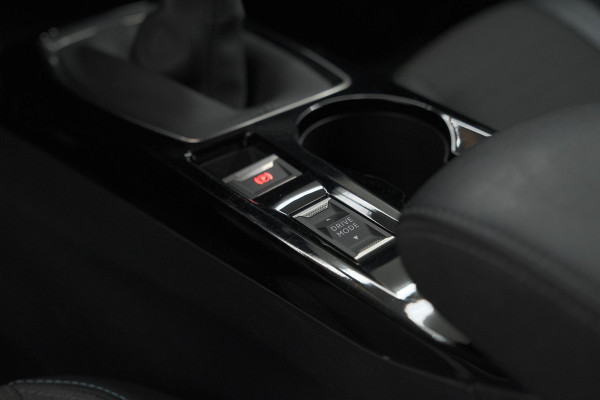 Peugeot 208 PureTech 100 Allure | Afneembare Trekhaak | Camera | Apple Carplay | Parkeersensoren