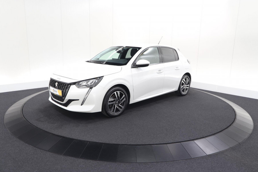Peugeot 208 PureTech 100 Allure | Afneembare Trekhaak | Camera | Apple Carplay | Parkeersensoren