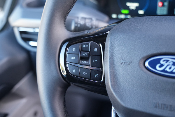 Ford Tourneo Custom 340 2.5 PHEV L2H1 Titanium X 232pk | ACC | Pano | B&O | Elek. schuifdeuren | 360 camera | Elek-Trekhaak | Prijs excl. BTW