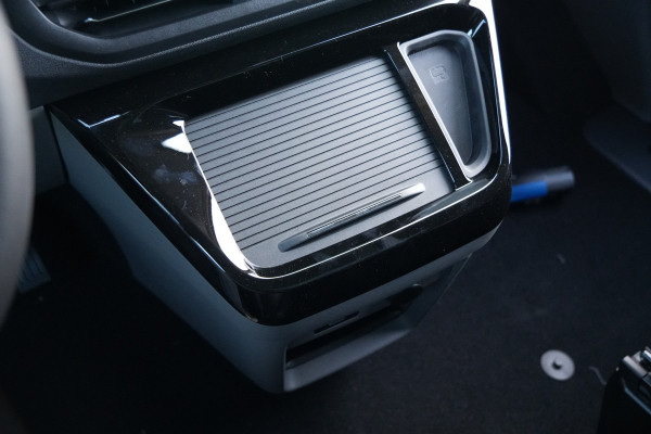 Ford Tourneo Custom 340 2.5 PHEV L2H1 Titanium X 232pk | ACC | Pano | B&O | Elek. schuifdeuren | 360 camera | Elek-Trekhaak | Prijs excl. BTW