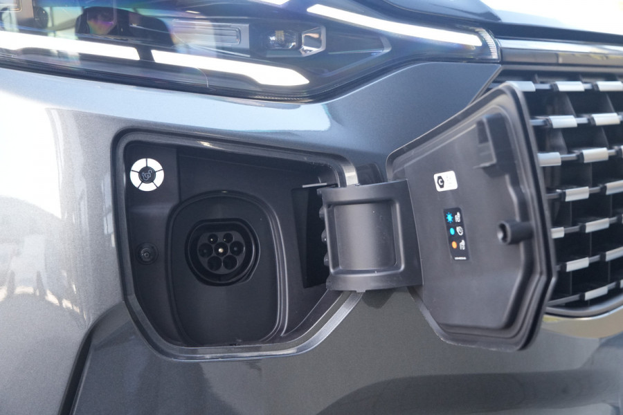 Ford Tourneo Custom 340 2.5 PHEV L2H1 Titanium X 232pk | ACC | Pano | B&O | Elek. schuifdeuren | 360 camera | Elek-Trekhaak | Prijs excl. BTW