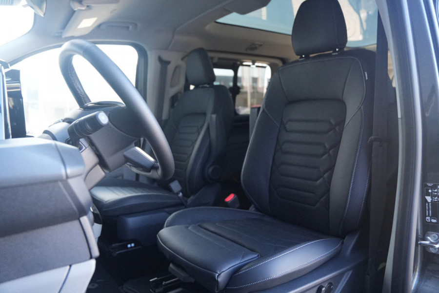 Ford Tourneo Custom 340 2.5 PHEV L2H1 Titanium X 232pk | ACC | Pano | B&O | Elek. schuifdeuren | 360 camera | Elek-Trekhaak | Prijs excl. BTW