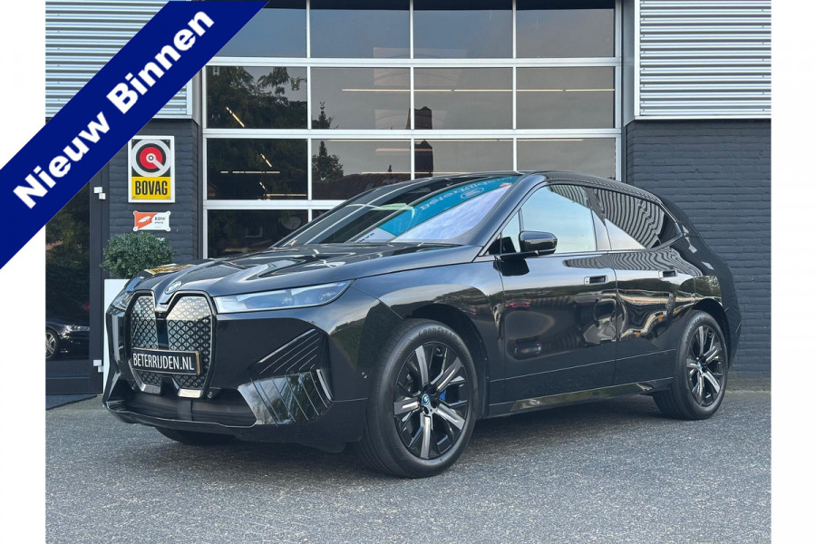 BMW iX xDrive40 Executive, BTW, Pano, Head-Up, Luchtvering, IAS, NAP