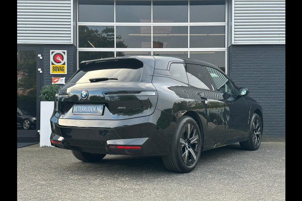 BMW iX xDrive40 Executive, BTW, Pano, Head-Up, Luchtvering, IAS, NAP