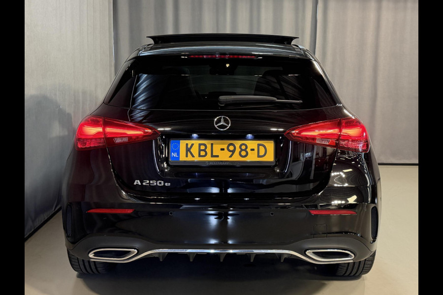 Mercedes-Benz A-Klasse 250 e AMG Line 18"/SOH 93%/Panoramadak/Head-up/Memory l+r/Stoel + stuurverwarming/Matrix LED/360 camera/Keyless/Dodehoek/Apple Carplay & Android Auto