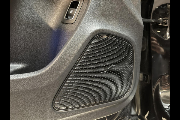 Mercedes-Benz A-Klasse 250 e AMG Line 18"/SOH 93%/Panoramadak/Head-up/Memory l+r/Stoel + stuurverwarming/Matrix LED/360 camera/Keyless/Dodehoek/Apple Carplay & Android Auto
