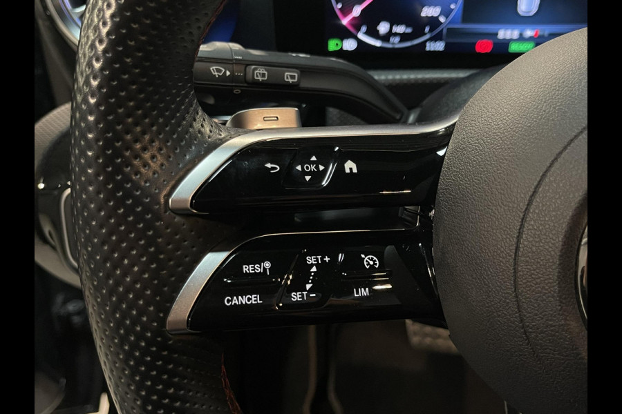 Mercedes-Benz A-Klasse 250 e AMG Line 18"/SOH 93%/Panoramadak/Head-up/Memory l+r/Stoel + stuurverwarming/Matrix LED/360 camera/Keyless/Dodehoek/Apple Carplay & Android Auto